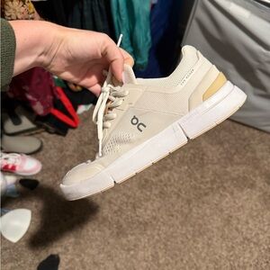 On Running Cream Sneakers